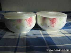 民間收藏 一對帶蓋陶磁花碗的流轉故事